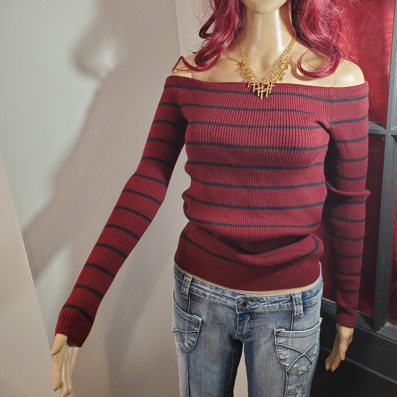 AE Burgandy Striped Open Shoulder Sweater Long Sleeve - Picture 2 of 4